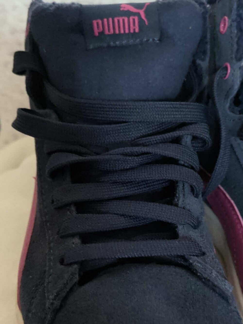 Puma Navy High-Top Sneaker with Pink Logo And Plaid Back. - Picture 5 of 11